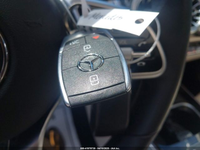 W1N4M4GB0NW258262 Mercedes-Benz GLB 250