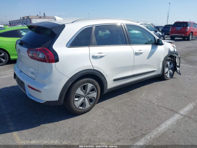 KNDCC3LC1K5341120 KIA NIRO EX