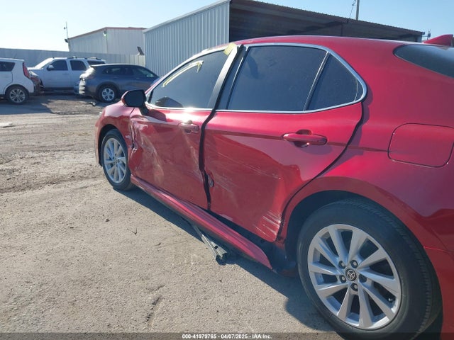 4T1T11AK3RU265738 Toyota CAMRY SE