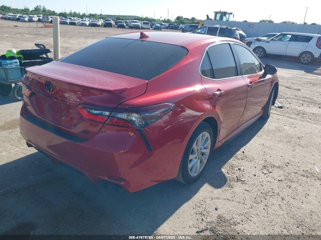 4T1T11AK3RU265738 Toyota CAMRY SE