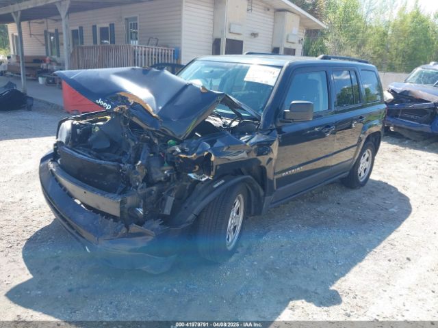 1C4NJPBA5GD670258 Jeep Patriot Sport