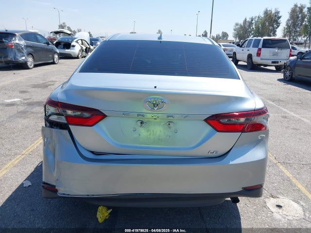 4T1C11AK6NU716400 Toyota CAMRY LE