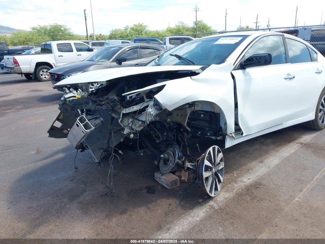1N4AL3AP5JC134629 Nissan Altima 2.5 Sv