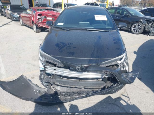 JTND4MBE5R3221641 Toyota COROLLA SE