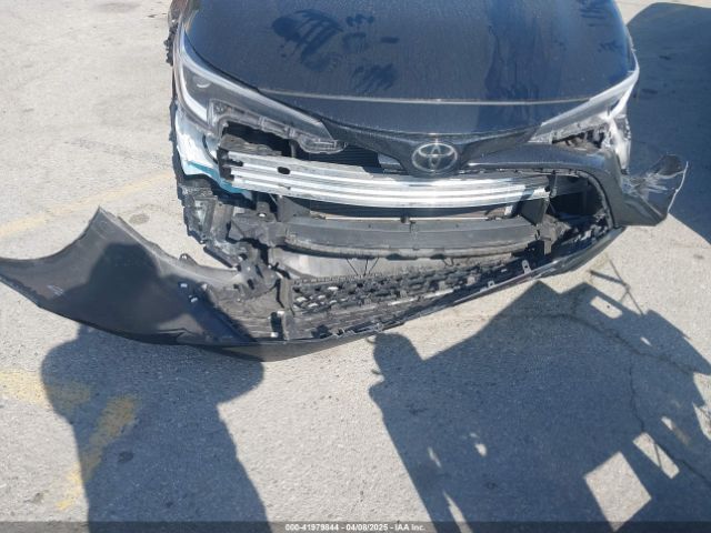 JTND4MBE5R3221641 Toyota COROLLA SE