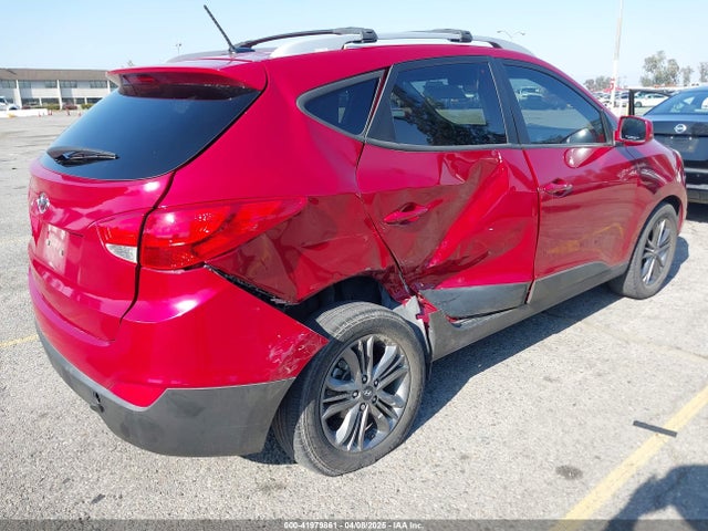 KM8JU3AG1FU100529 Hyundai TUCSON SE