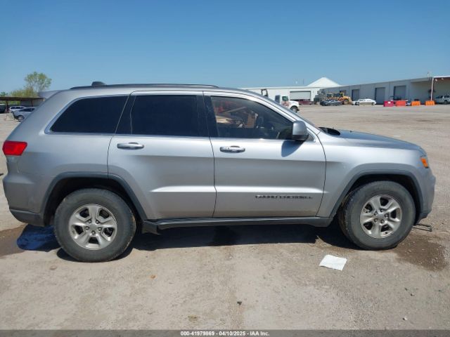 1C4RJEAG0HC890832 Jeep Grand Cherokee Laredo 4x2