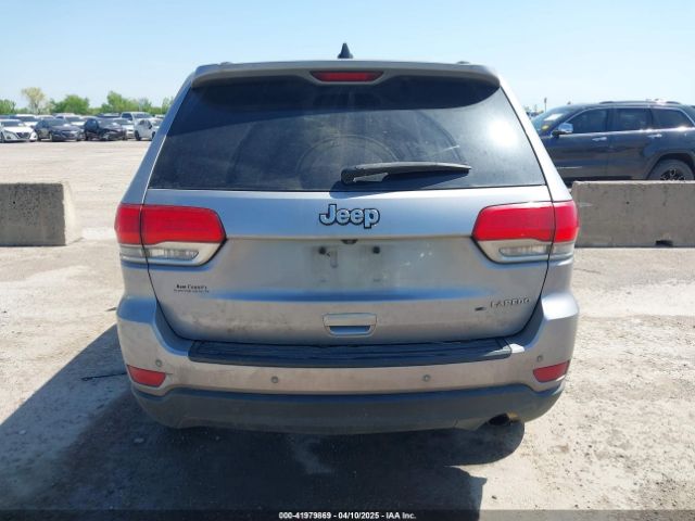 1C4RJEAG0HC890832 Jeep Grand Cherokee Laredo 4x2