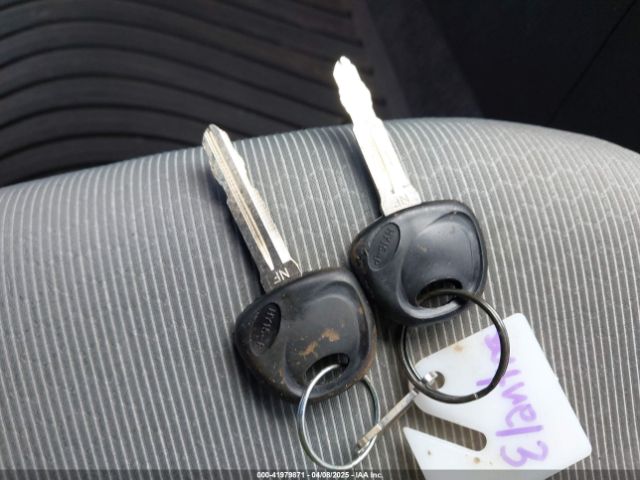 5NPD74LF1HH163632 Hyundai ELANTRA SE
