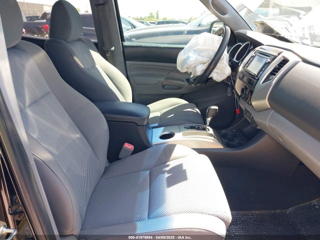3TMJU4GN0EM160403 Toyota Tacoma Prerunner V6