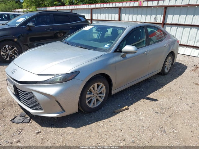 Toyota CAMRY LE 2025 4T1DAACK5SU031916 Image 2