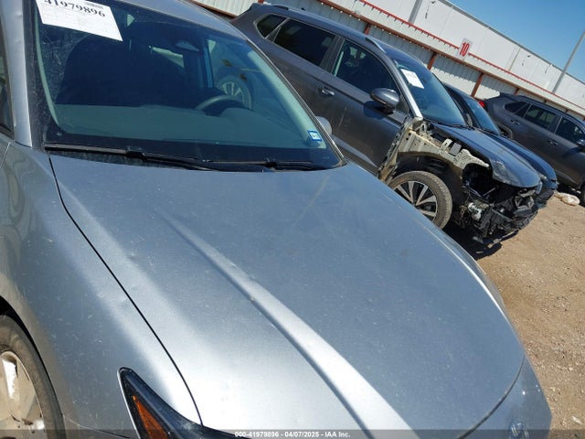 Toyota CAMRY LE 2025 4T1DAACK5SU031916 Image 6