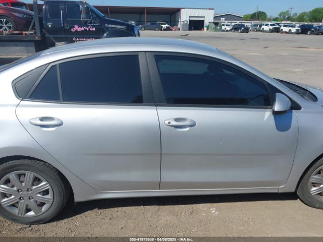 3KPA24AD6ME382328 KIA RIO LX