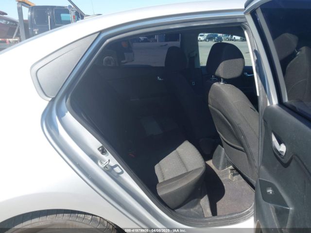 3KPA24AD6ME382328 KIA RIO LX