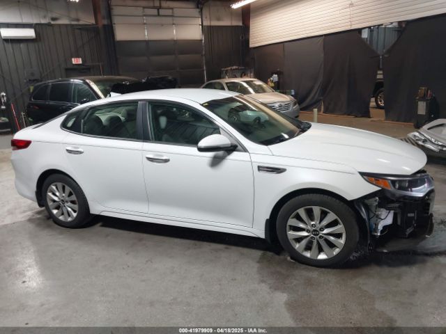 5XXGT4L34JG252028 KIA Optima Lx