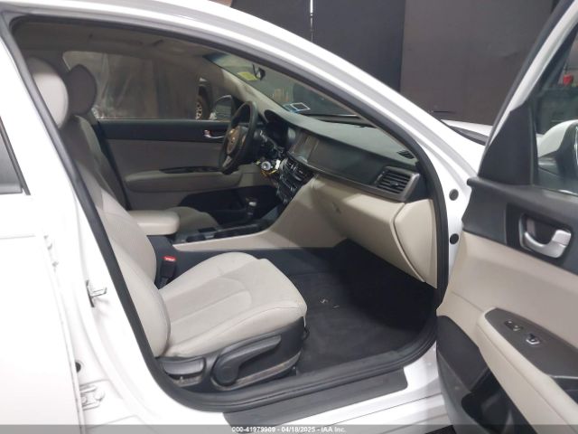 5XXGT4L34JG252028 KIA Optima Lx