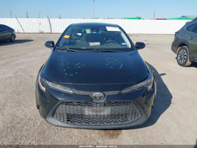 JTDEPRAE1LJ022975 Toyota COROLLA LE
