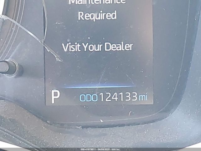 JTDEPRAE1LJ022975 Toyota COROLLA LE