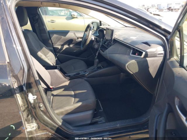 JTDEPRAE1LJ022975 Toyota COROLLA LE