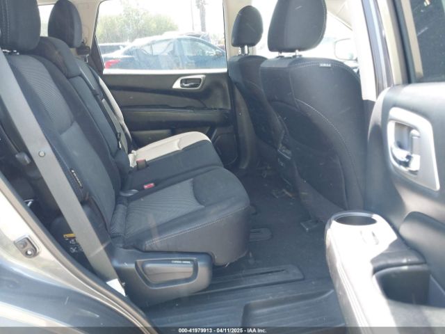 5N1DR2AN6LC647921 Nissan Pathfinder S 2wd