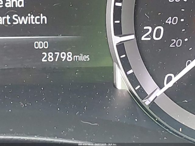 5TDGZRBH0NS170827 Toyota Highlander Xle