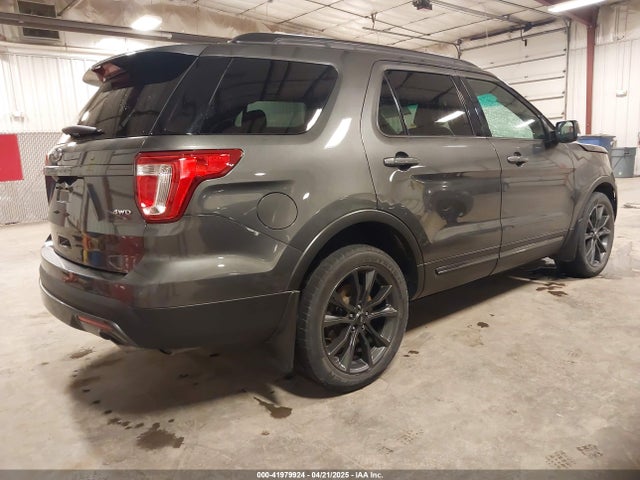 1FM5K8D86HGA22842 Ford EXPLORER XLT