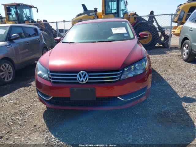 1VWAS7A35FC021141 Volkswagen Passat 1.8t Wolfsburg Edition