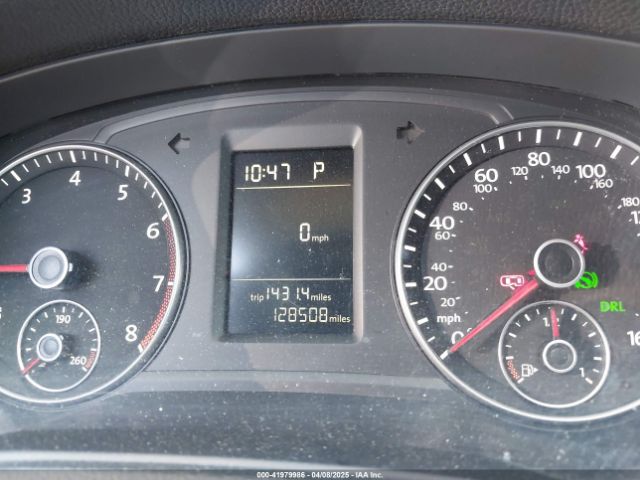 1VWAS7A35FC021141 Volkswagen Passat 1.8t Wolfsburg Edition