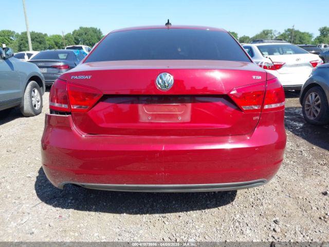1VWAS7A35FC021141 Volkswagen Passat 1.8t Wolfsburg Edition