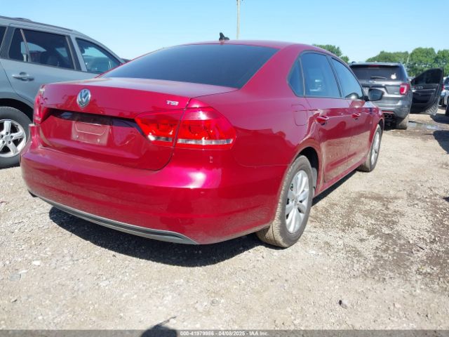 1VWAS7A35FC021141 Volkswagen Passat 1.8t Wolfsburg Edition