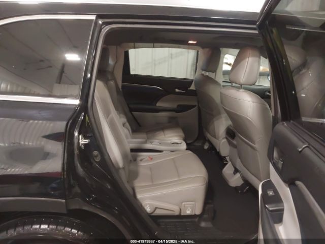 5TDDZRFH1KS953891 Toyota Highlander Limited