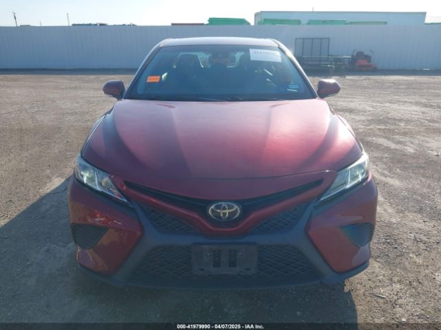 4T1B11HK2JU569472 Toyota CAMRY SE