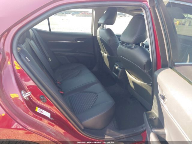 4T1B11HK2JU569472 Toyota CAMRY SE
