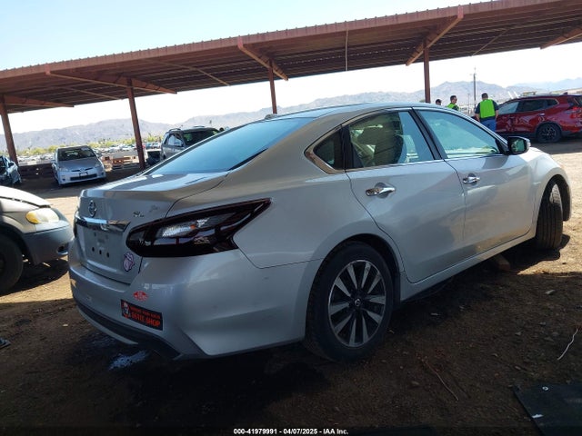 1N4AL3AP5JC224394 Nissan Altima 2.5 Sl