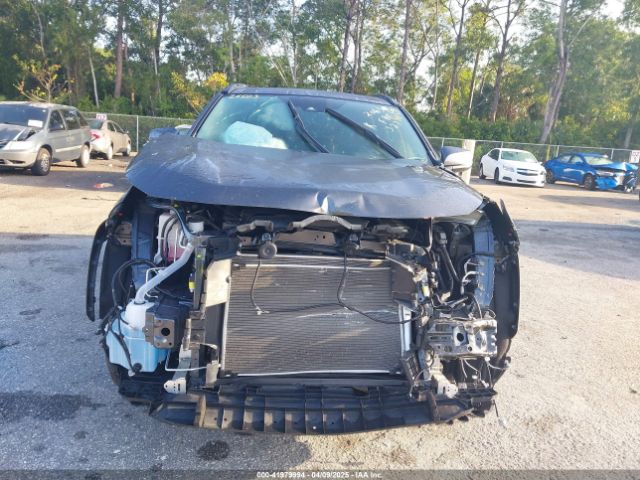 2T3C1RFV5RC252063 Toyota Rav4 Xle Premium