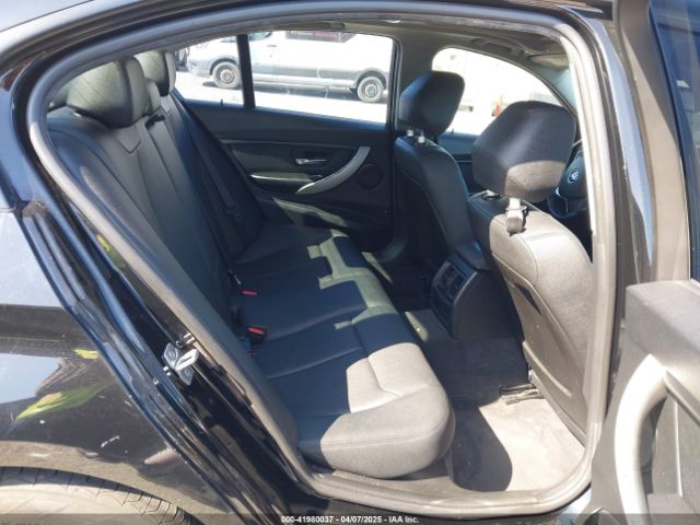 2017 BMW 320I WBA8E1G52HNU15294 Photo 7