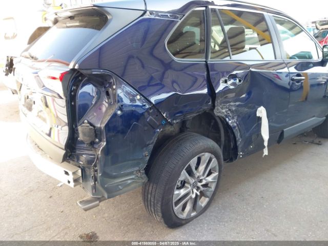 2T3C1RFV1NW202494 Toyota Rav4 Xle Premium