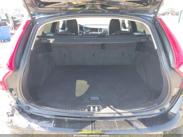 YV440MWK0J2042382 Volvo V60 Cross Country T5