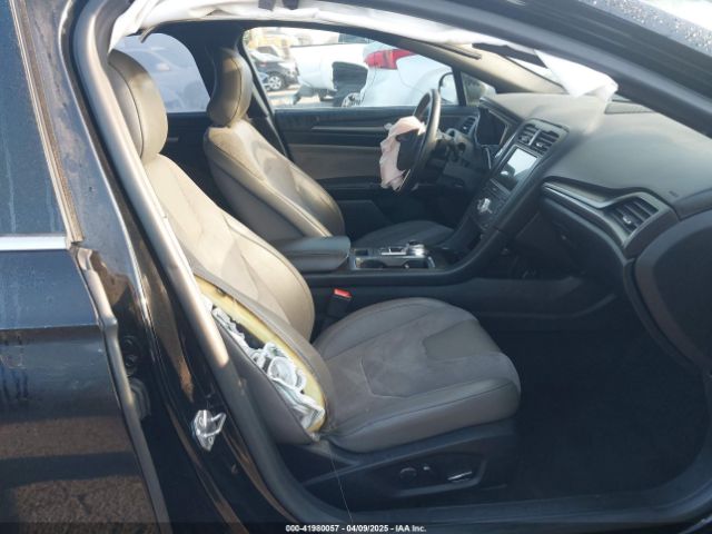 2017 FORD FUSION 3FA6P0VP2HR299455 Photo 4