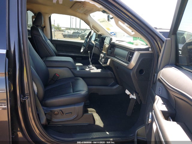 1FMJU1H88REB10590 Ford Expedition Xlt