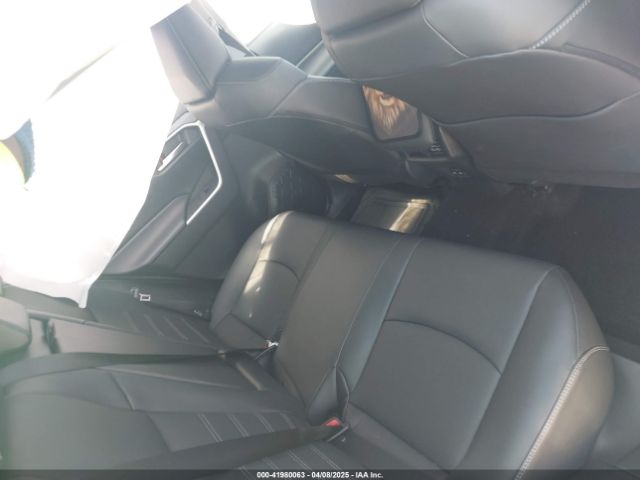 2T3C1RFV6RW362103 Toyota Rav4 Xle Premium
