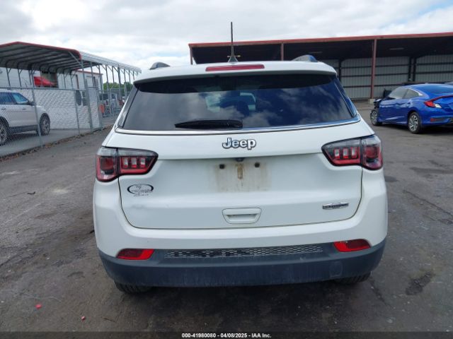 3C4NJCBB0NT140031 Jeep Compass Latitude Fwd