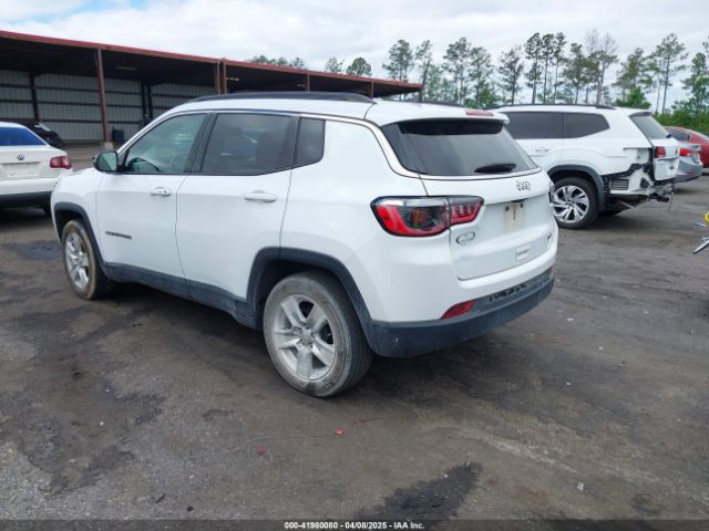 3C4NJCBB0NT140031 Jeep Compass Latitude Fwd