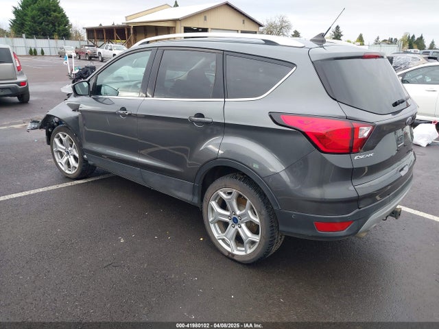 1FMCU9J99KUA64158 Ford Escape Titanium