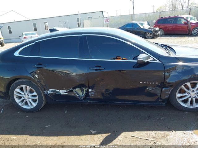 1G1ZD5ST3JF102089 Chevrolet MALIBU LT