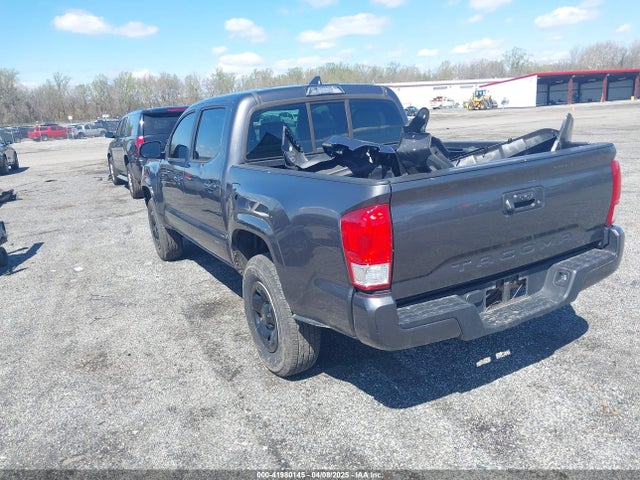 5TFAX5GN5HX091428 Toyota Tacoma Sr