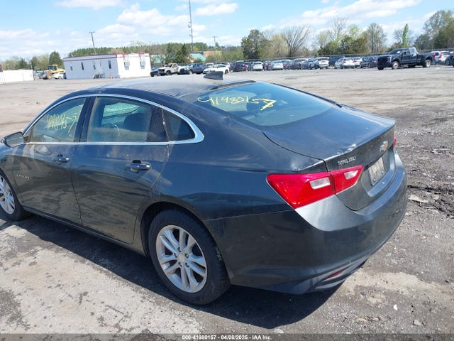1G1ZD5STXJF229423 Chevrolet MALIBU LT