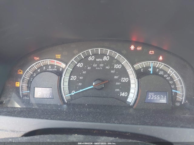 4T1BF1FK0EU851863 Toyota CAMRY SE