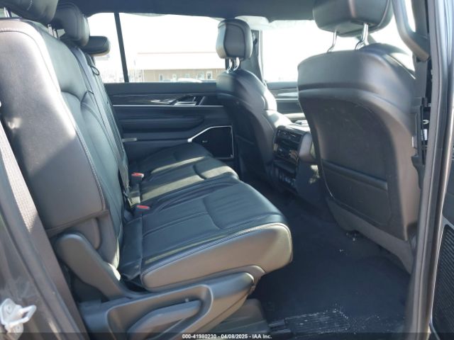 1C4SJVDT5NS178893 Jeep Wagoneer Series Iii 4x4