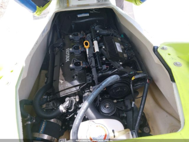 2017 SEADOO OTHER YDV52210E717 Photo 9